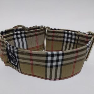 COLLAR BURBERRY